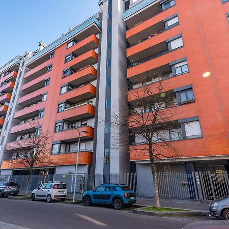 Apartment Daniele Flat - Free Wi-fi & M4 Metro *