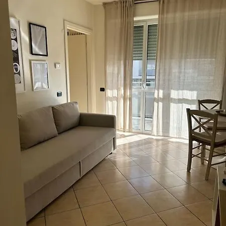 Accogliente - Milánó