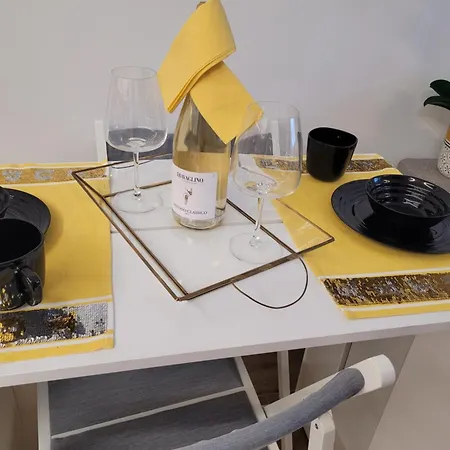 La Casa Sole Apartment