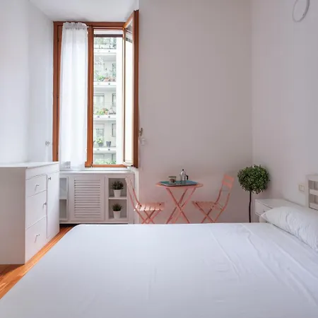 New! Lovely & Friendly In Center D