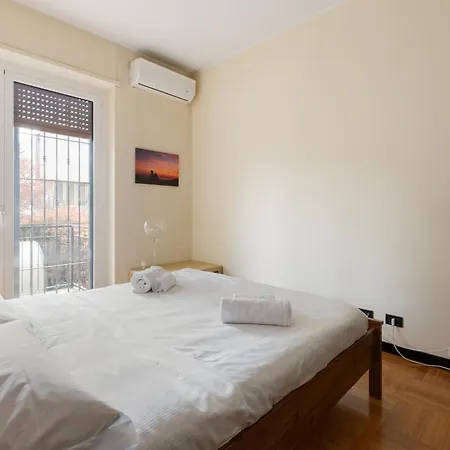 Guesthost - Forlanini - Functional With Balcony! דירה *