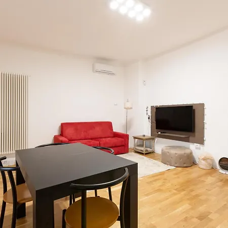 Darsena Navigli & Porta Genova M2 - Modern Apt! Apartment *