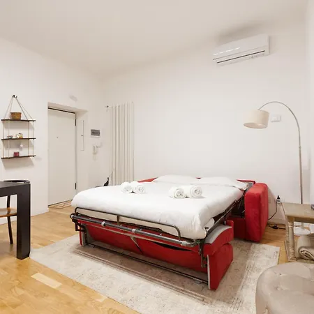 Apartment Darsena Navigli & Porta Genova M2 - Modern Apt! Milan