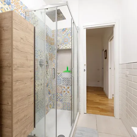 Darsena Navigli & Porta Genova M2 - Modern Apt! * Milan