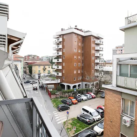 L'arche Comfort&relax - House Di Via Zanoli Apartman Milánó