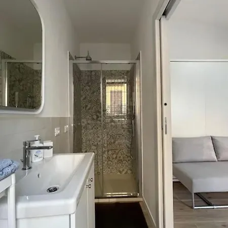 Apartament Grazioso Monolocale *