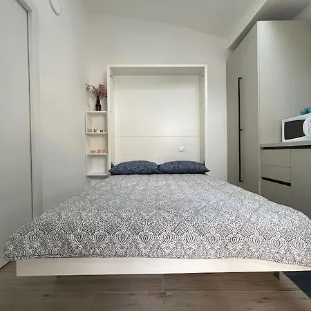 Apartament Grazioso Monolocale Mediolan