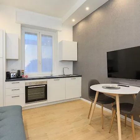 Akela Apartment-sansirostadium