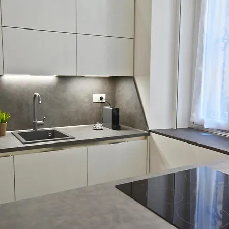 Lombardini 1 Apartment Milan