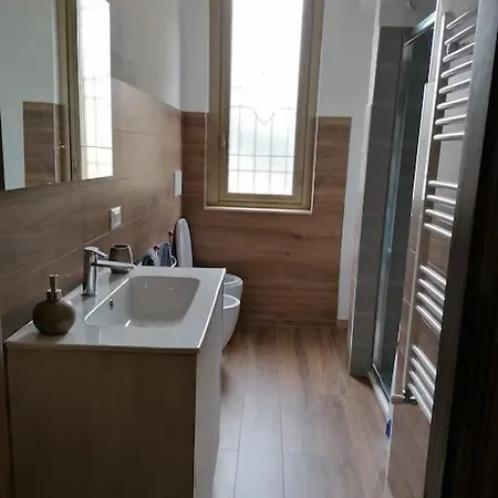 Apartment Zona Naviglio Milan
