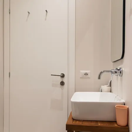 Youhosty - Ticinese 3 * Mailand