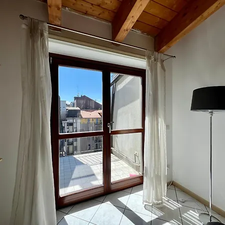 Apartment Big Skyview Goldoni - Duomo M4 Lin Airport *