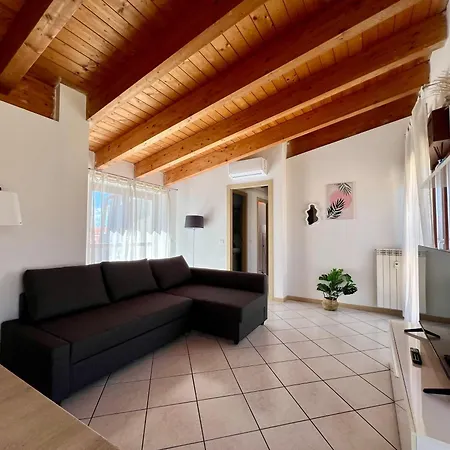 Big Skyview Goldoni - Duomo M4 Lin Airport *