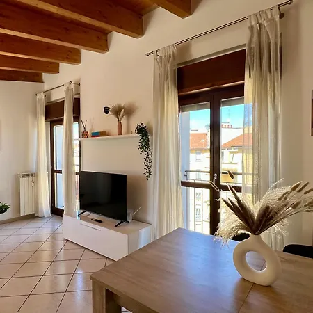 Apartment Big Skyview Goldoni - Duomo M4 Lin Airport Milan