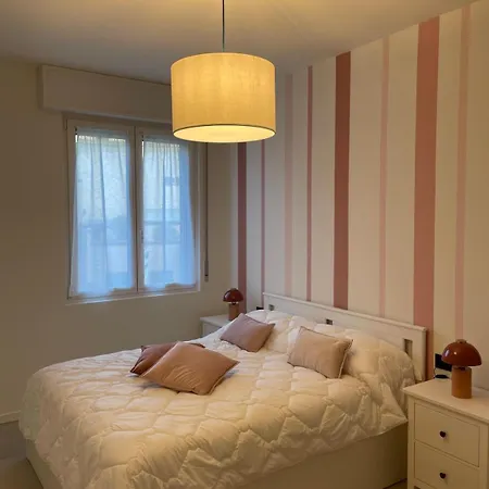 Apartament Casami *