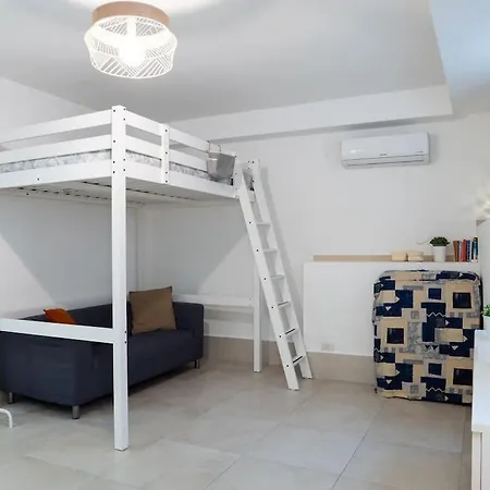 Apartment Vicino Metro M3 Brenta
