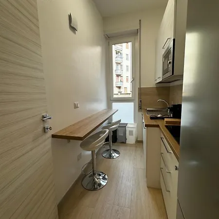 شقة With Airco, Wifi, Near Metro Station Brenta By Kibilu Affitti Brevi ميلان