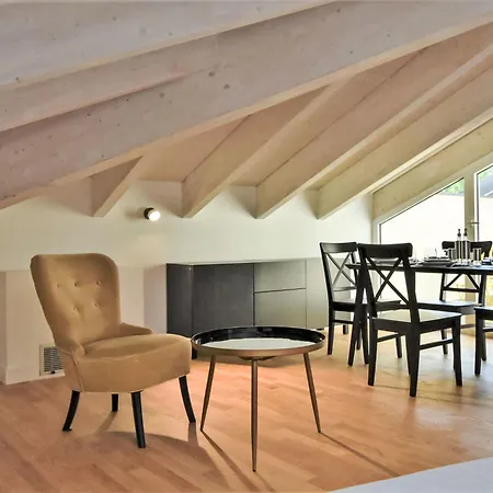 White Attic Terrace By Interhome דירה