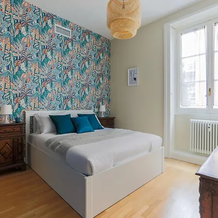 The Rent - Charming In Pagano Milan