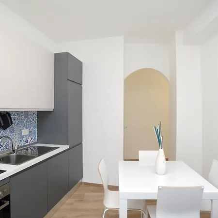 La Casa Di Dea * Milán