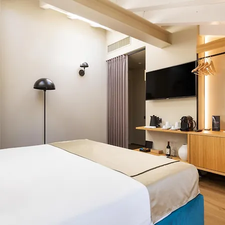 Speronari Hotell