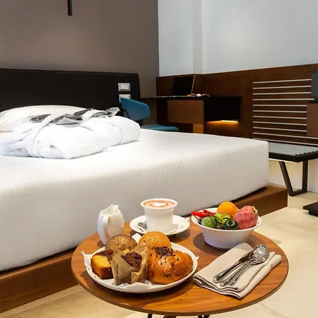 The Corner Duomo Hotel 4*