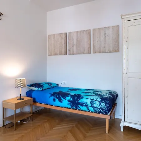 Amazing Floor *