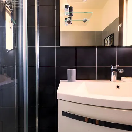 Bicocca Ultimo Piano Con Ampia Terrazza *