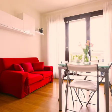 Bicocca Ultimo Piano Con Ampia Terrazza Апартаменты