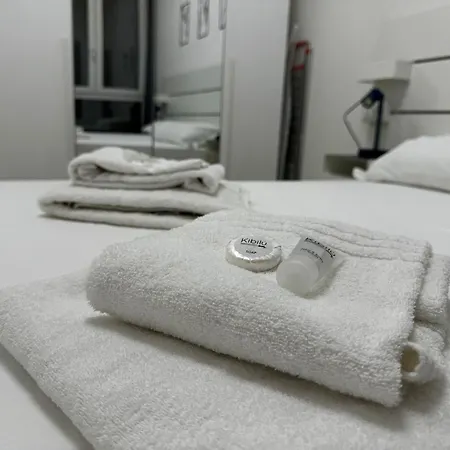 Kibilu - Via Serlio Porta Romana - Mm Brenta Apartman