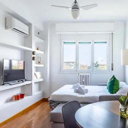 Spacious Flat In San Siro Area