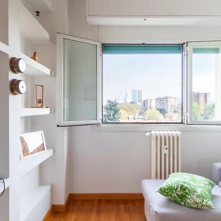 Spacious Flat In San Siro Area ميلان