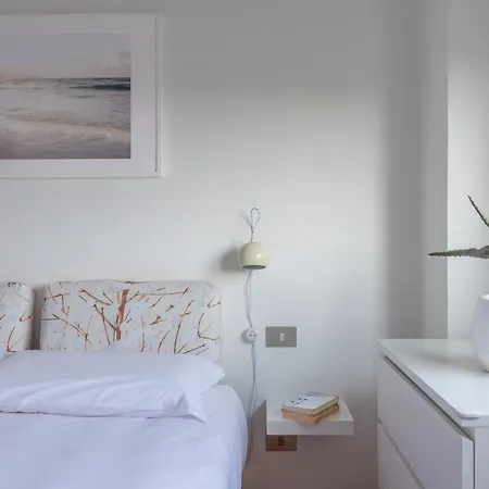 شقة Spacious Flat In San Siro Area ميلان