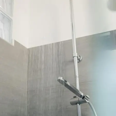 Art&design Close To Bocconi Milão