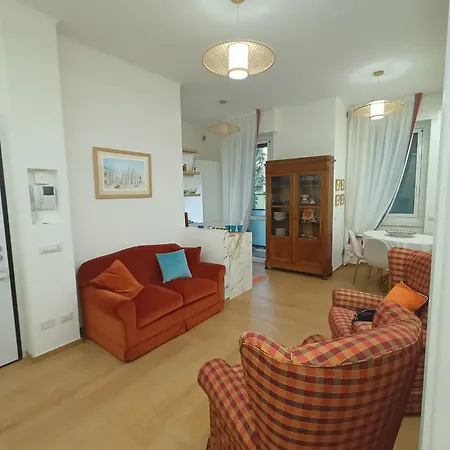 Maison Claire ميلان