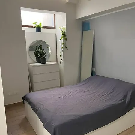 Apartment Elegant 2 Bedroom In *