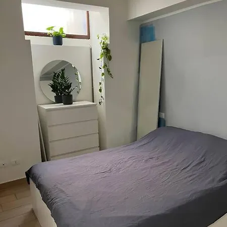 Apartment Elegant 2 Bedroom In Mailand