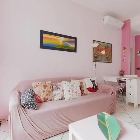 Apartman Mac Mahon - Colorful With Balcony! Milánó