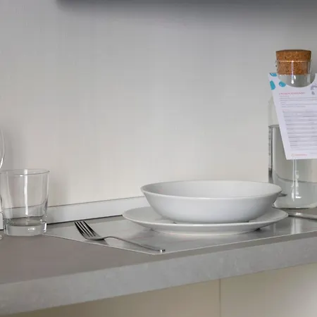 Italianway - The B Village Business Apartment Milan