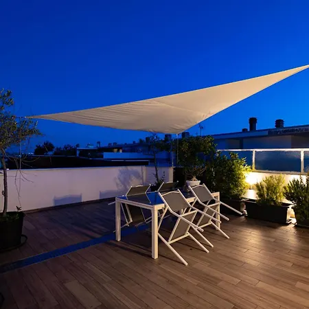 Апартаменты Loft Con Magnifica Terrazza In Zona Affori