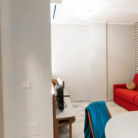 Miki - Sammartini 33 ميلان