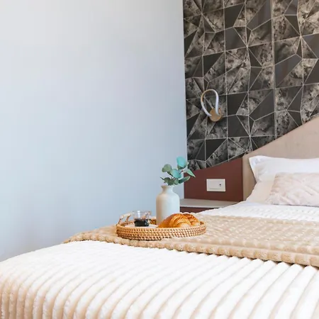 Miki - Sammartini 33 아파트 *