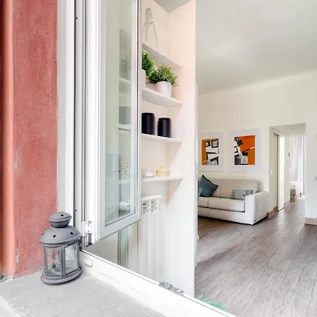 Fara 33 Cozy Flat In District Milão