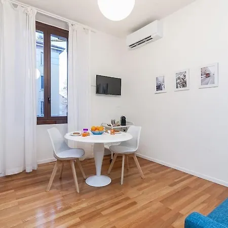 Moderno Nel Cuore Dei Navigli Appartement *