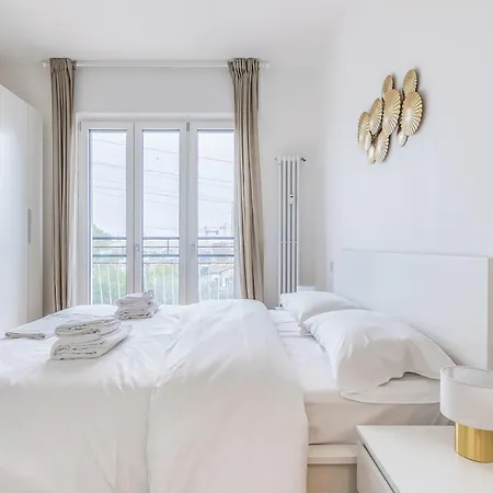 Apartment Via M D'agrate 4 Pax Wifi Sub26