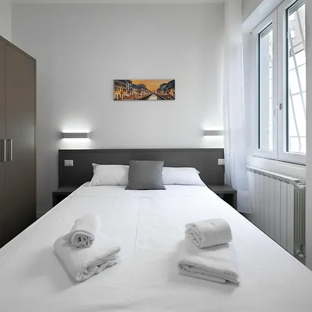 Eleven - Cozy Milan