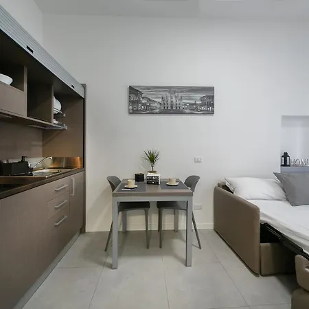 Apartment Eleven - Cozy *