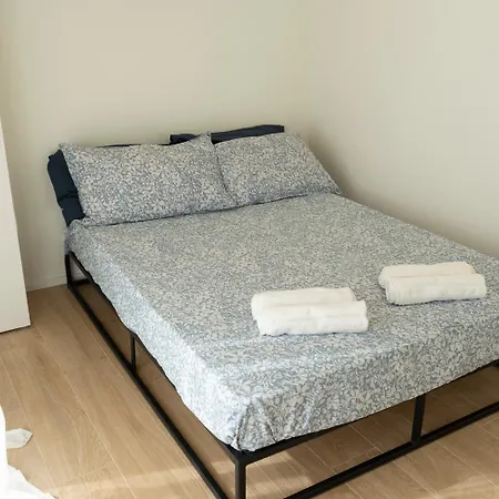 Bos1 - Station • New Chic • *