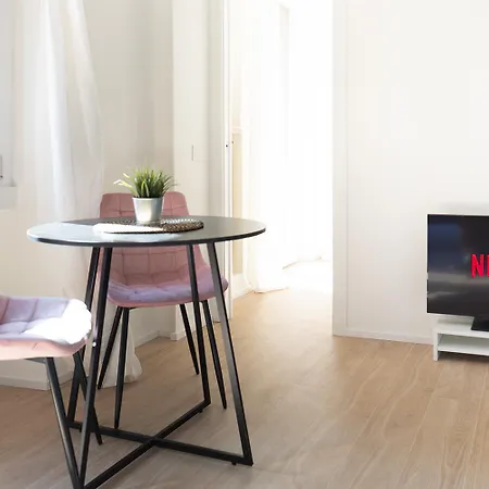 Bos1 - Station • New Chic •