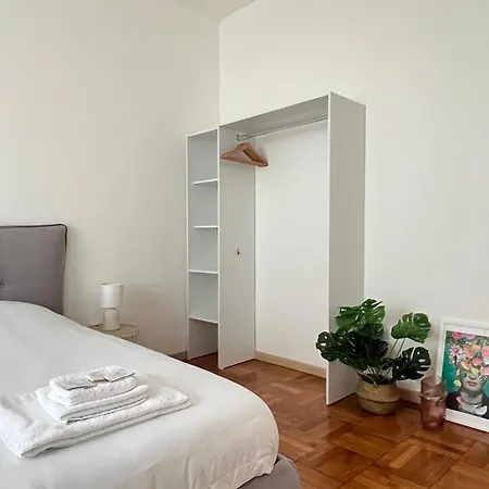 Big Downtown 5 Giornate Apartment